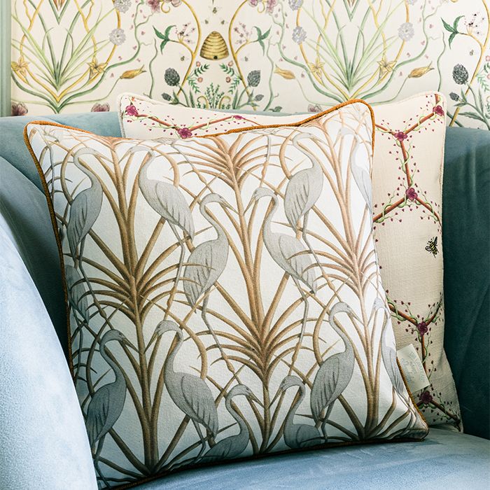 Nouveau Heron Cushion - Image 2