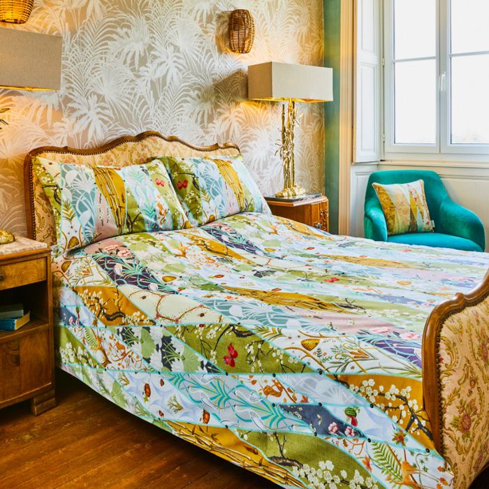 Nouveau Wallpaper Bed Set - Image 3