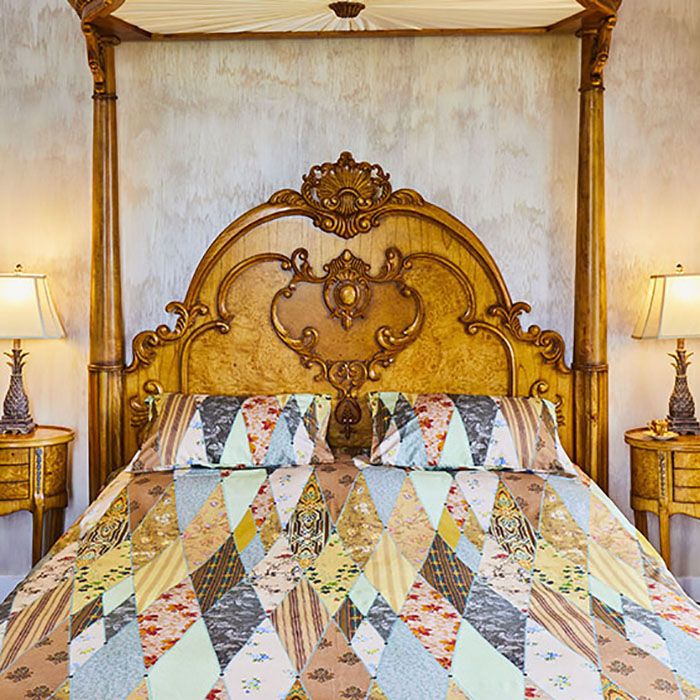 Wallpaper Museum Bed Set - Image 4