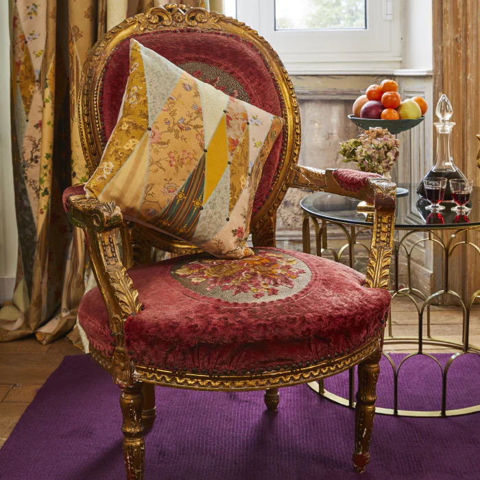 Wallpaper Museum Cushion - Image 3