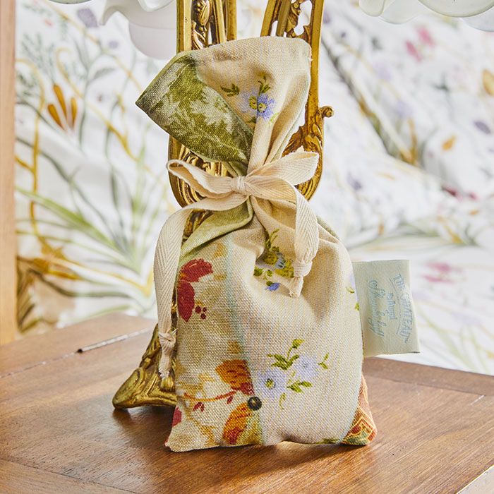 Wallpaper Museum Lavender Bag - Image 2